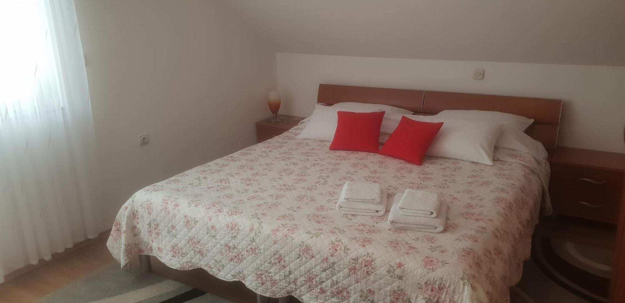 Apartments Mise Огулин Экстерьер фото