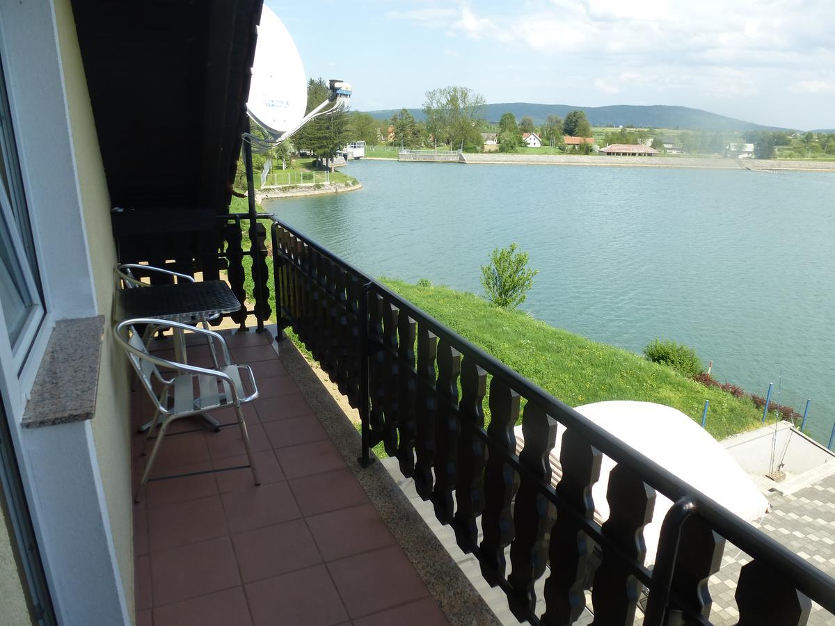 Apartments Mise Огулин Экстерьер фото